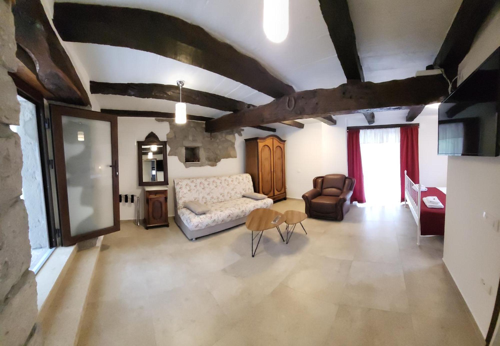 Apartman Studio Baladur Roč Exterior foto